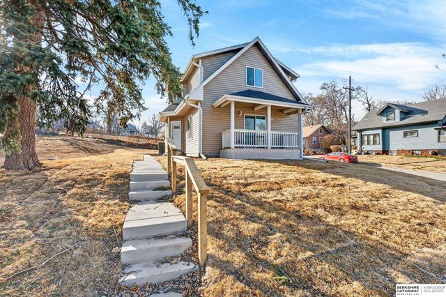 4624 N 37th Street, Omaha, NE 68111