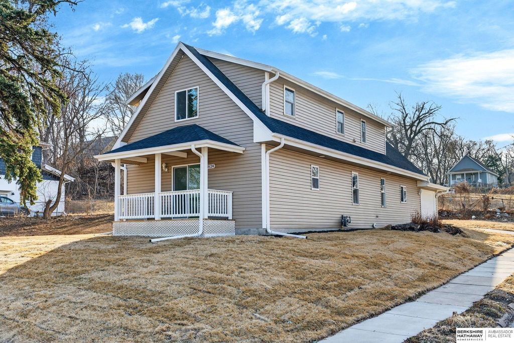 4624 N 37th Street, Omaha, NE 68111