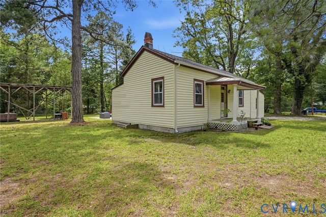 12456 Leonard Ln, Ashland, VA 23005