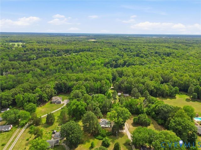 12456 Leonard Ln, Ashland, VA 23005