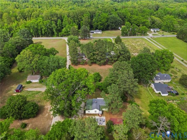 12456 Leonard Ln, Ashland, VA 23005