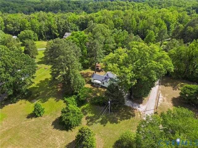 12456 Leonard Ln, Ashland, VA 23005
