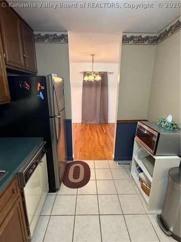 1501 Susan Road, South Charleston, WV 25303
