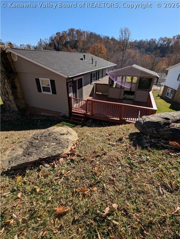 1501 Susan Road, South Charleston, WV 25303