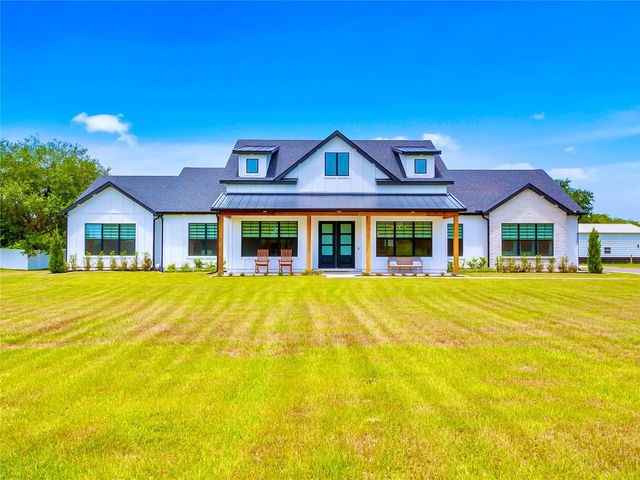 4230 TUCKER AVENUE, St Cloud, FL 34772