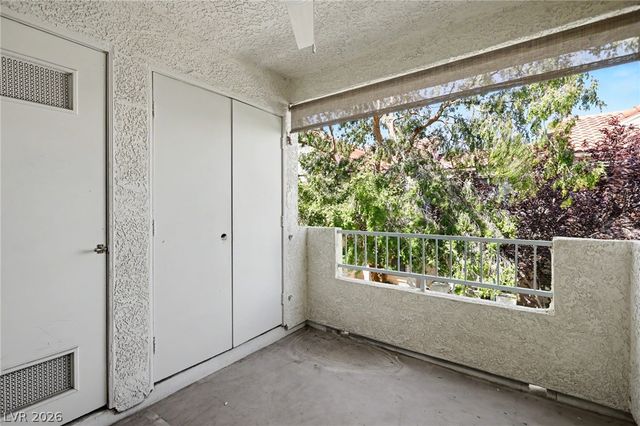 4889 South Torrey Pines Drive 201, Las Vegas, NV 89103