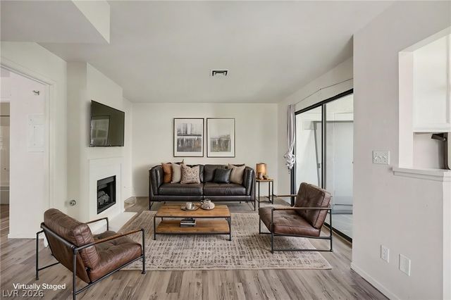 4889 South Torrey Pines Drive 201, Las Vegas, NV 89103