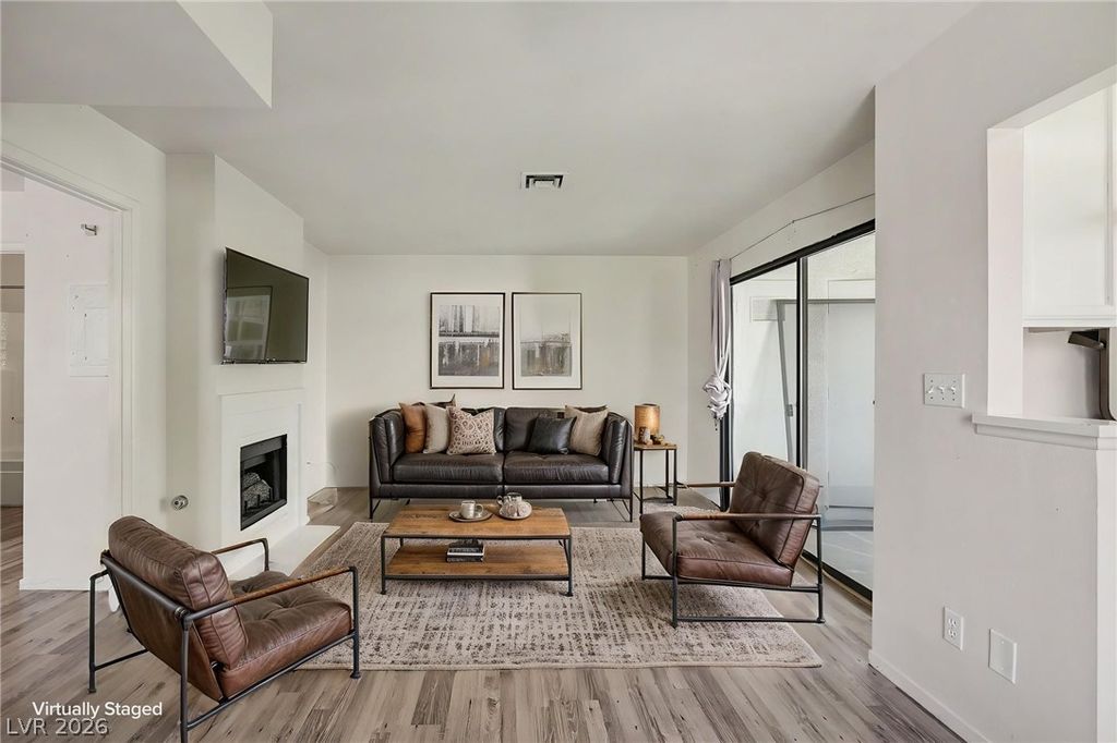 4889 South Torrey Pines Drive 201, Las Vegas, NV 89103 — photo 4