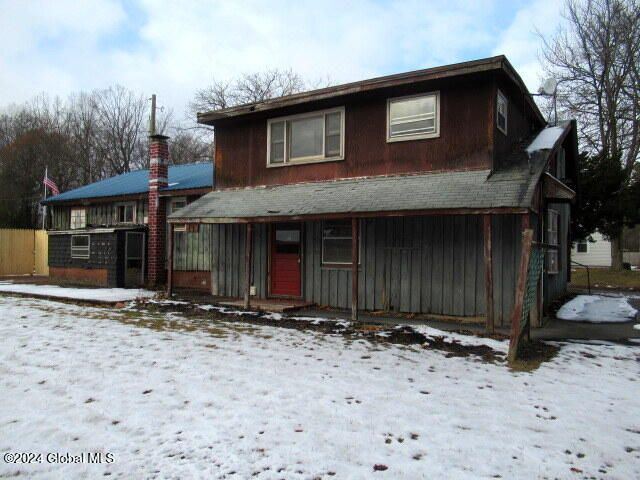 17 Quarry Crossing Street, Queensbury, NY 12804