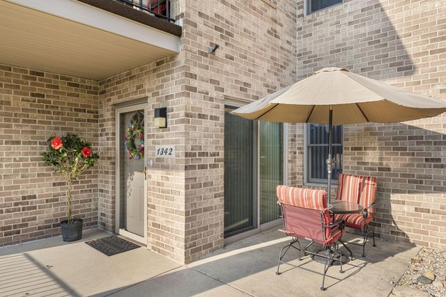 1342 Lehman Drive, Crown Point, IN 46307