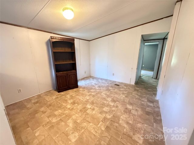 1270 Price Hollow Place, Lenoir, NC 28645