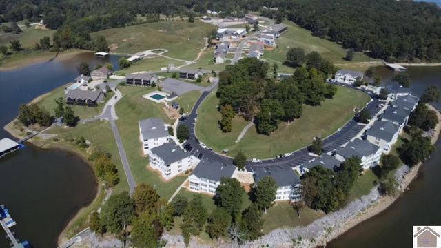 376 Moon Bay Drive # 5, Kuttawa, KY 42055