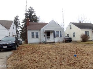 225 E Northgate Parkway, Toledo, OH 43612