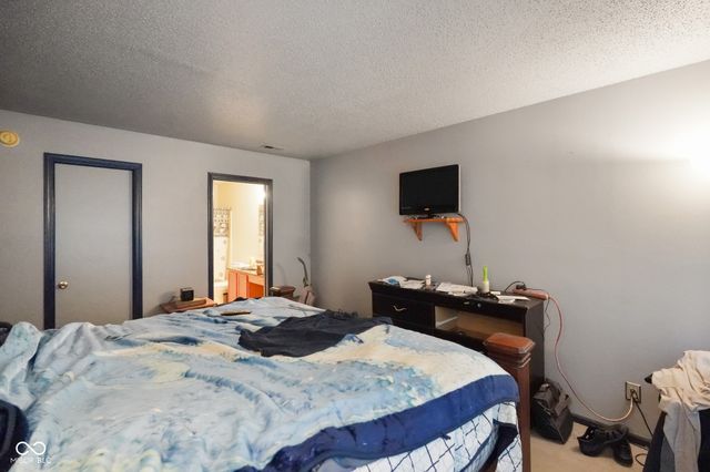 10814 Glenayr Drive, Camby, IN 46113