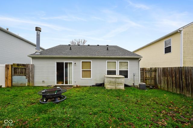 10814 Glenayr Drive, Camby, IN 46113