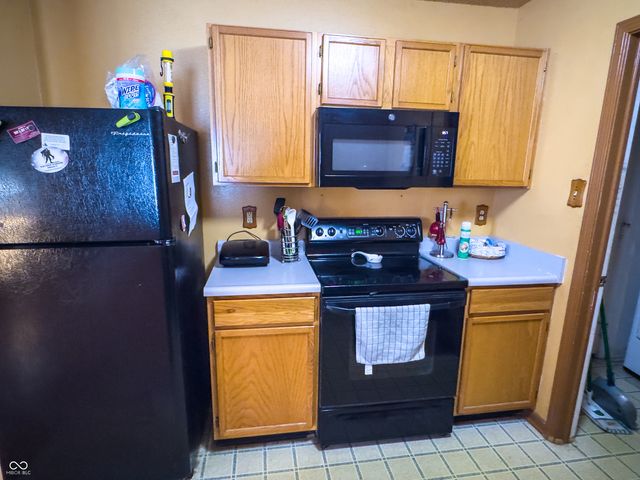 10814 Glenayr Drive, Camby, IN 46113