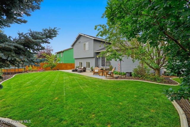 1702 N Autumn Crest CT, Post Falls, ID 83854