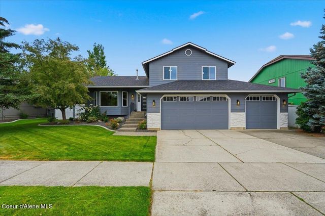 1702 N Autumn Crest CT, Post Falls, ID 83854