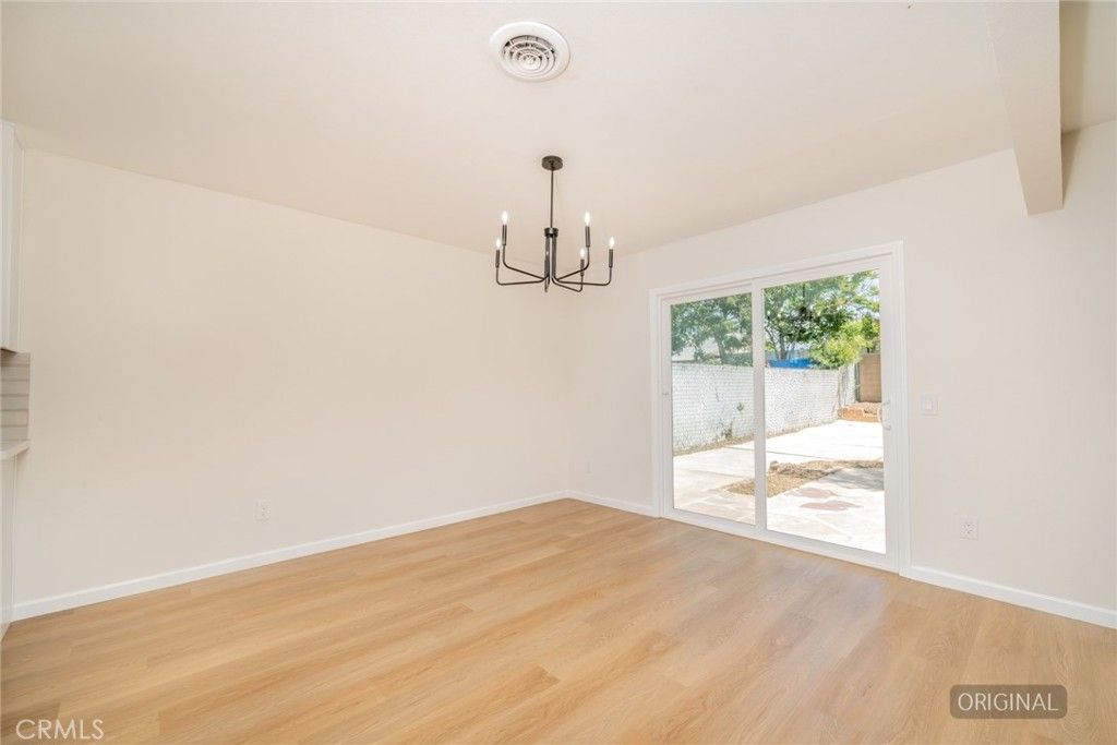 Image 14 of property listing at 1227 Jadestone Lane, Corona, CA 92882