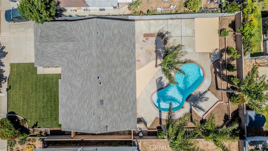 Image 36 of property listing at 1227 Jadestone Lane, Corona, CA 92882