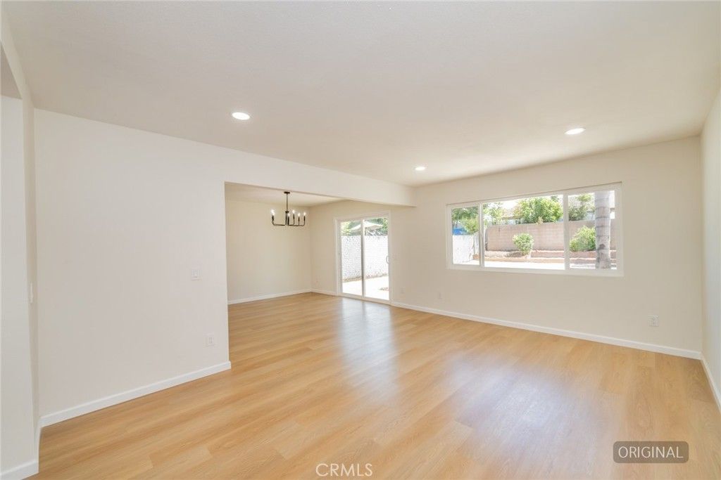 Image 5 of property listing at 1227 Jadestone Lane, Corona, CA 92882