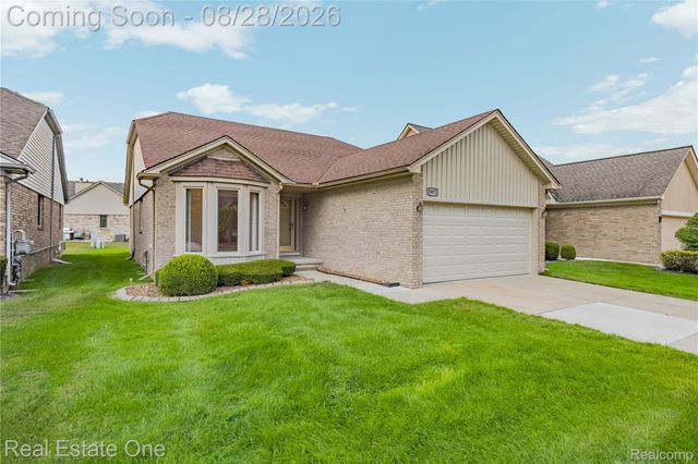 20071 Ridgeway Court, Clinton Charter Township, MI 48038