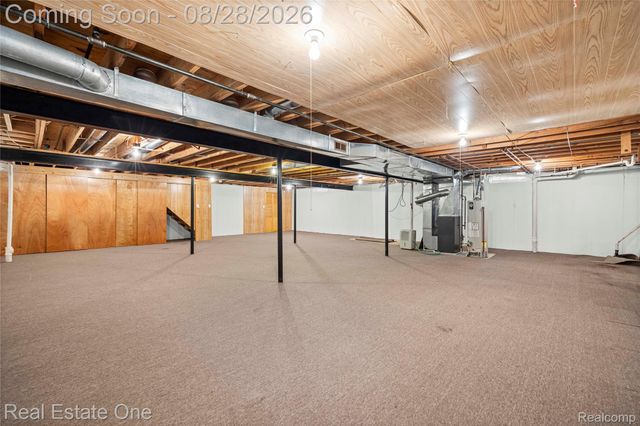 20071 Ridgeway Court, Clinton Charter Township, MI 48038