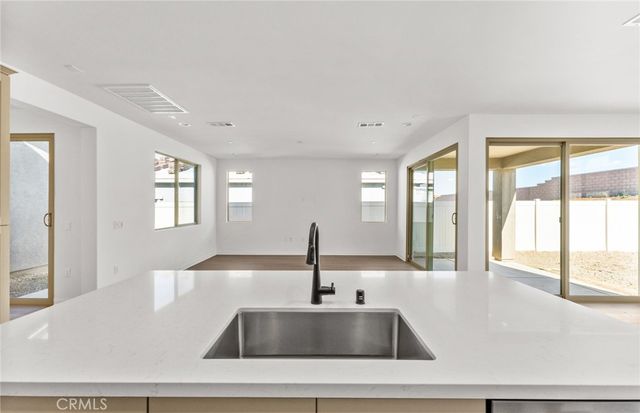 25381 Violane Drive, Menifee, CA 92585