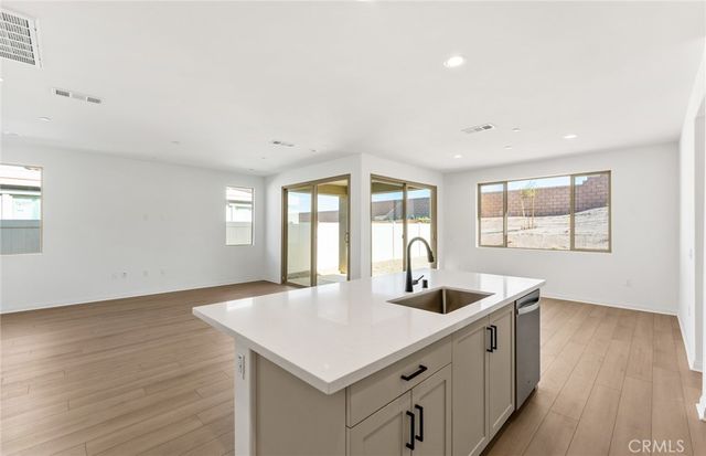 25381 Violane Drive, Menifee, CA 92585