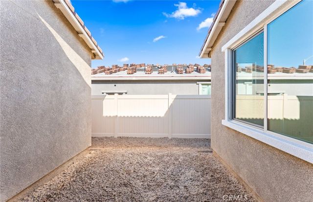 25381 Violane Drive, Menifee, CA 92585