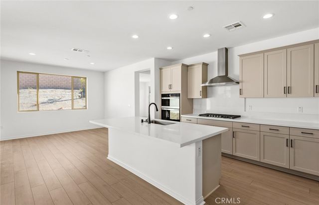 25381 Violane Drive, Menifee, CA 92585