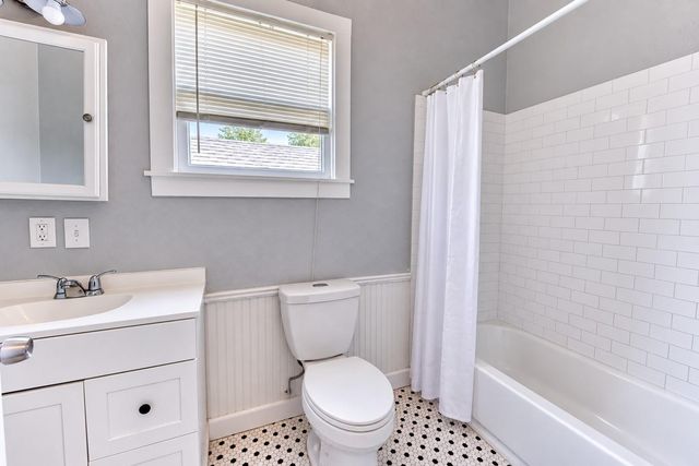 1913 Ursuline Street, Galveston, TX 77550
