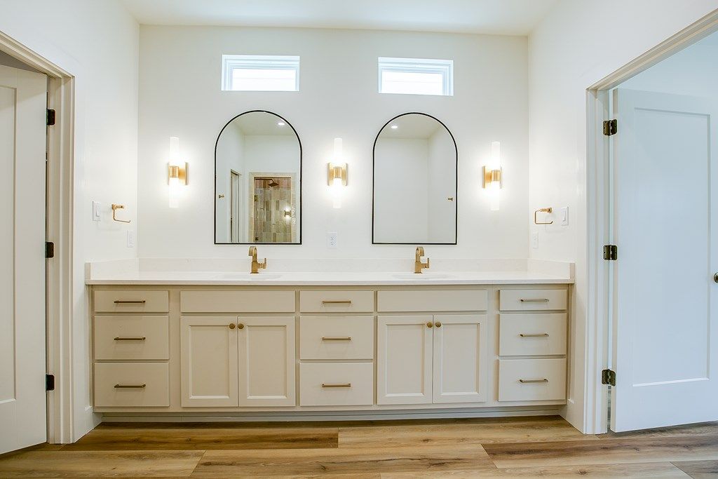 Image 20 of property listing at 5429 Riviera Lane, San Angelo, TX 76904
