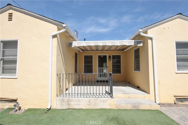 1040 W Almond Avenue, Orange, CA 92868