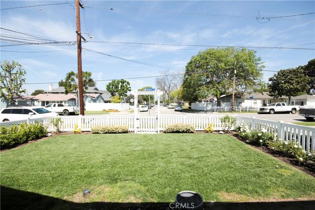 1040 W Almond Avenue, Orange, CA 92868