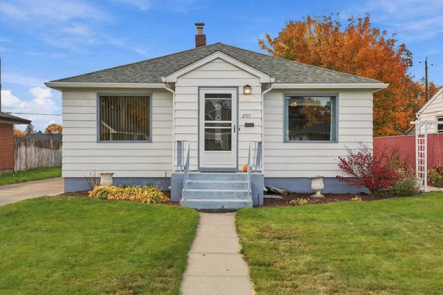 2717 N Lee St, Spokane, WA 99207 property photo