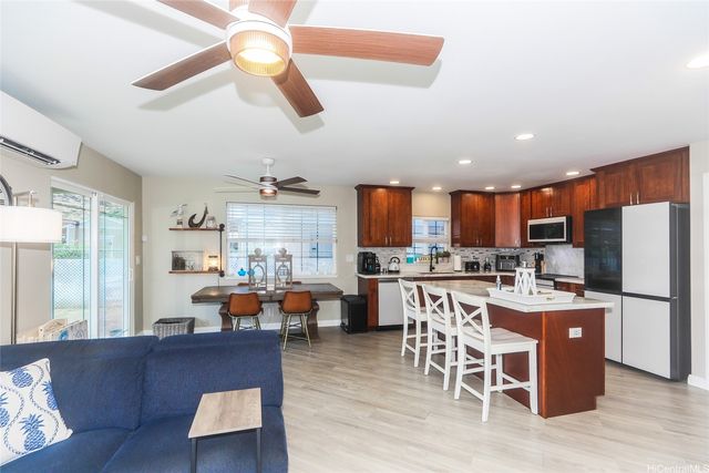 85-567 Waianae Valley Road, Waianae, HI 96792