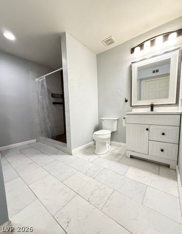 4050 Pacific Harbors Drive 125, Las Vegas, NV 89121