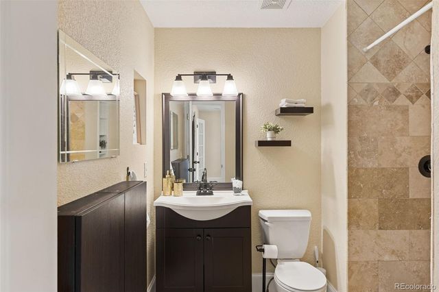 5847 S Oak Street, Littleton, CO 80127