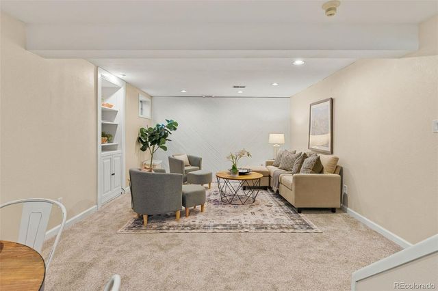 5847 S Oak Street, Littleton, CO 80127
