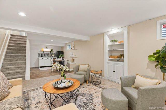 5847 S Oak Street, Littleton, CO 80127