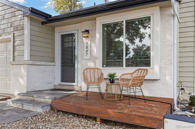 5847 S Oak Street, Littleton, CO 80127