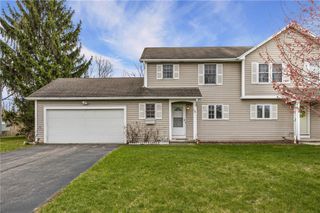 15 Hampton Lane, Perinton, NY 14450