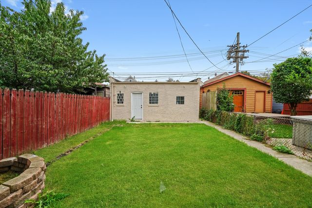 2721 S PULASKI Road 1, Chicago, IL 60623