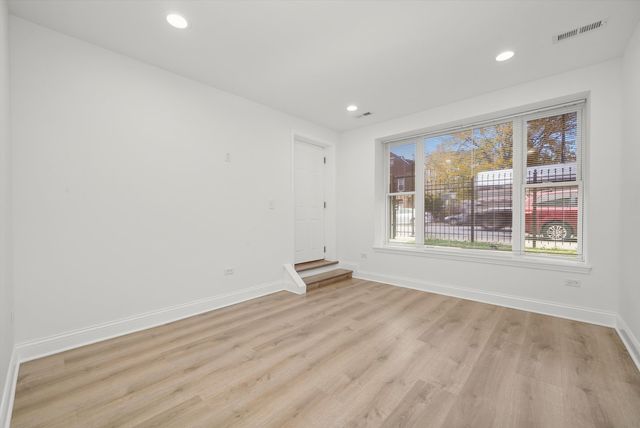 2721 S PULASKI Road 1, Chicago, IL 60623