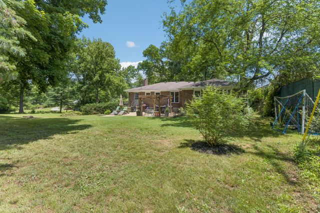 4411 Brush Hill Rd, Nashville, TN 37216