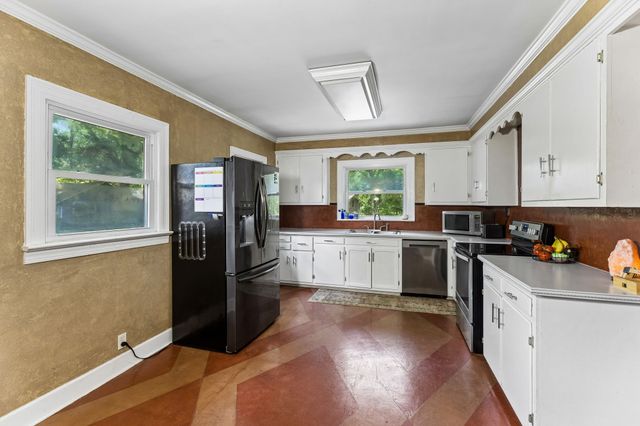 4411 Brush Hill Rd, Nashville, TN 37216
