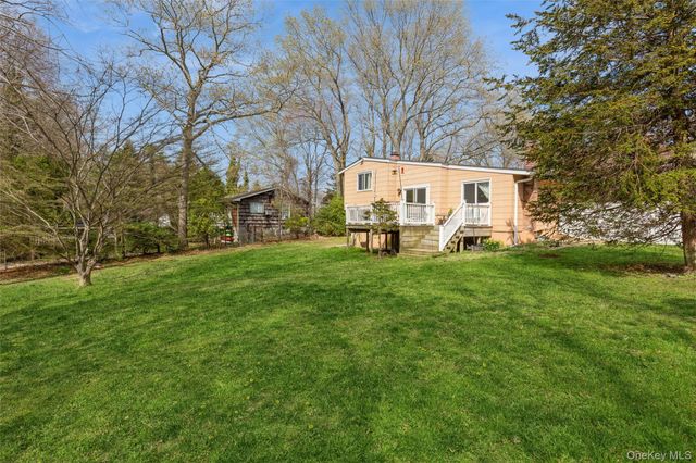 8 Water Road, Rocky Point, NY 11778