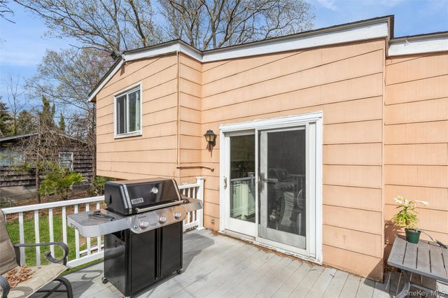 8 Water Road, Rocky Point, NY 11778