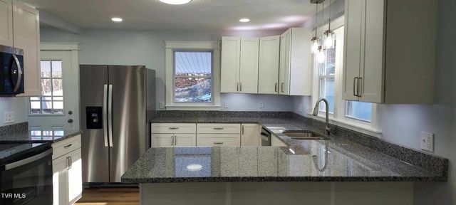 1229 Harrison Avenue, Kingsport, TN 37665